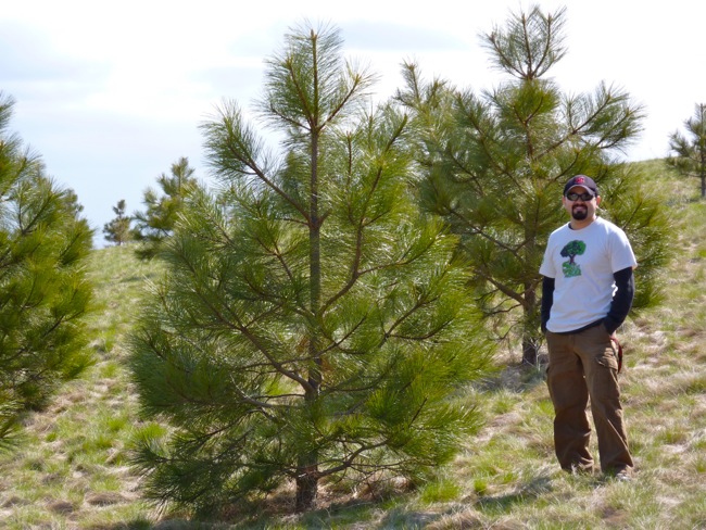 Erim Gomez with Ponderosa Pine Trees